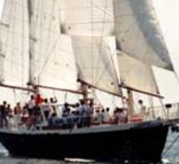 Photo of sailing Schooner Photo